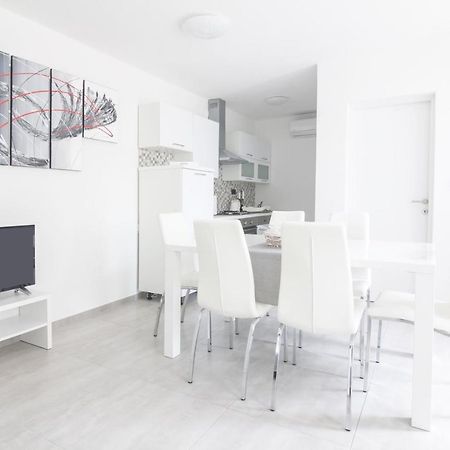 New Family 2 Bedroom Apartment Vodnjan Extérieur photo