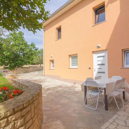 New Family 2 Bedroom Apartment Vodnjan Extérieur photo